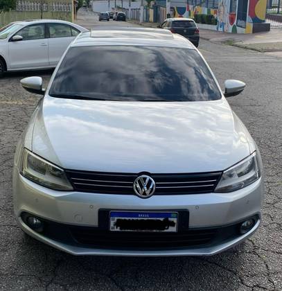 VOLKSWAGEN JETTA 2.0 COMFORTLINE FLEX 4P TIPTRONIC VOLKSWAGEN JETTA 2.0 COMFORTLINE FLEX 4P TIPTRONIC